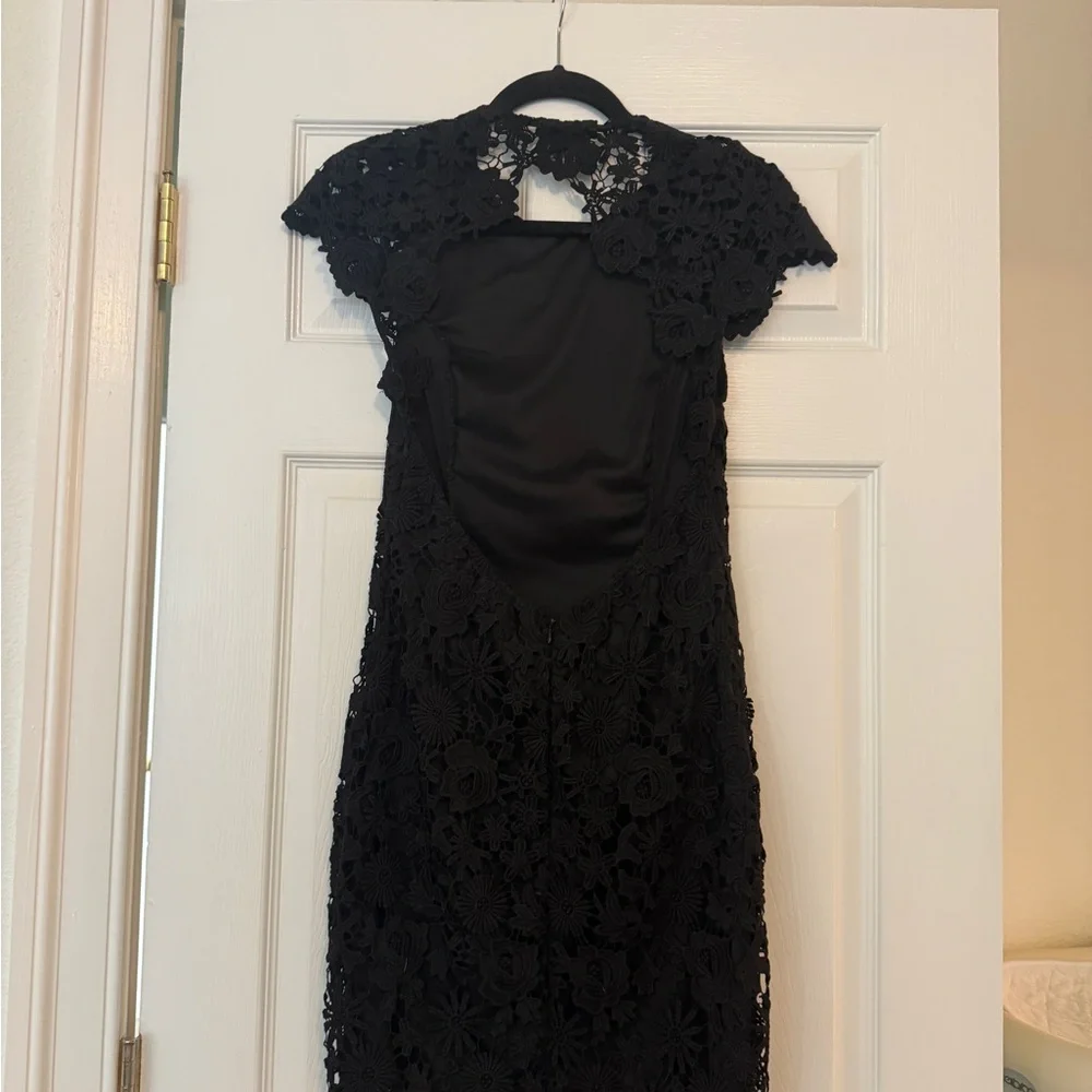 Lulu's backless dress size M - Picture 7 of 9